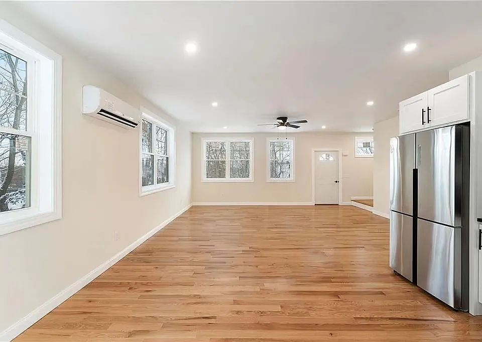 22 Prospect St #2