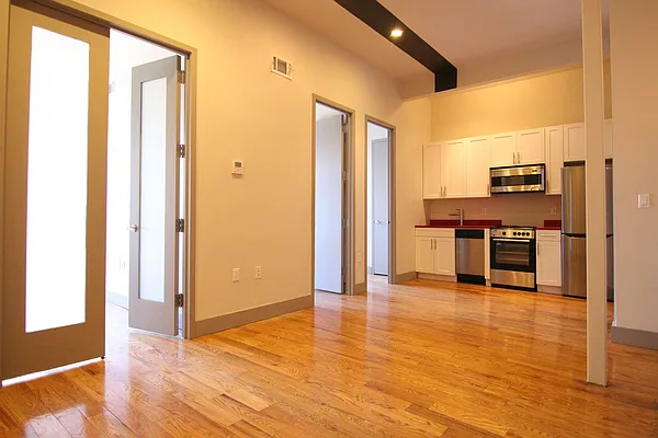 Rented by Nooklyn NYC LLC | media 27