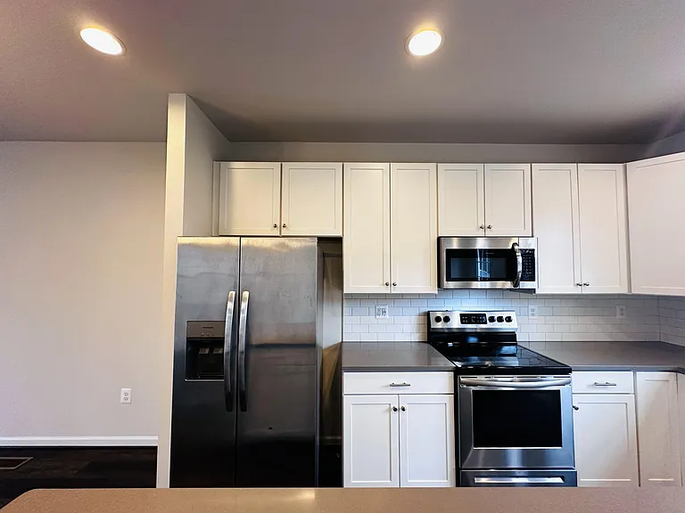 273 Willowshire Ct — Photo 13