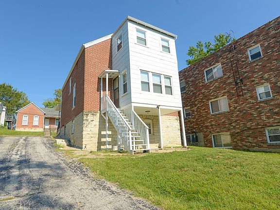 4th image of 203 Ash St APT 1