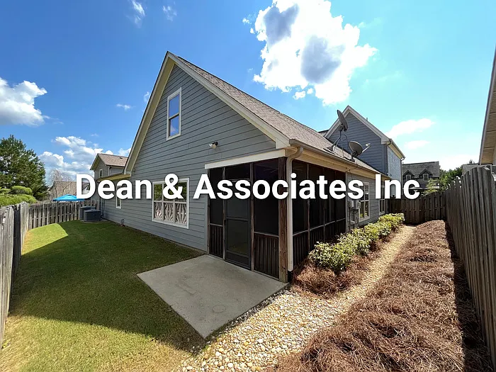 472 Lake Chelsea Way — Photo 19