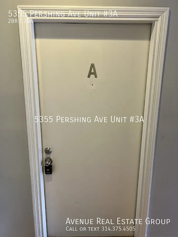 Building Photo - 5355 Pershing Ave #3A