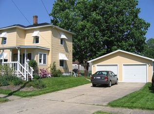 670 Jefferson St, Utica, OH 43080