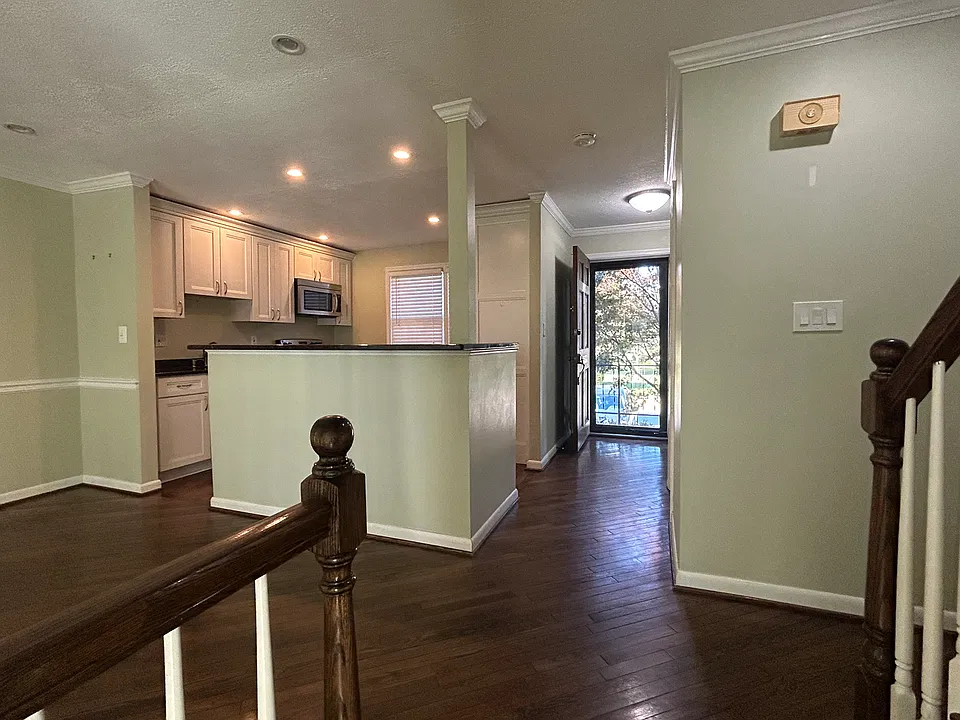 102 Gold Kettle Dr