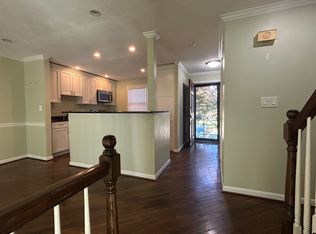 102 Gold Kettle Dr, Gaithersburg, MD 20878