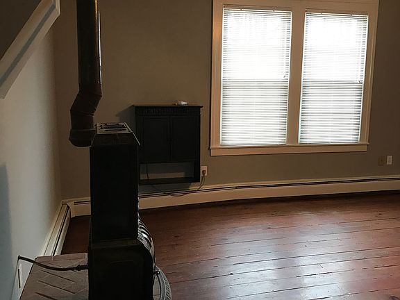 Dining/Gathering Room