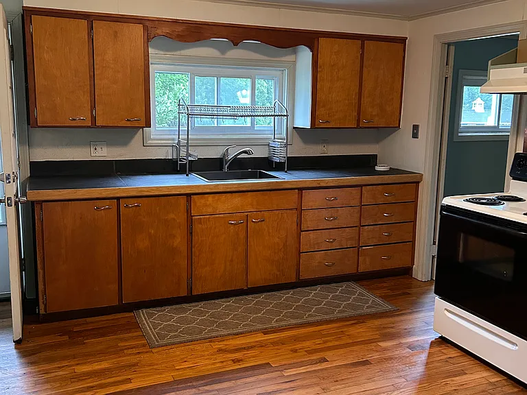 817 Gifford Rd #1 — Photo 3