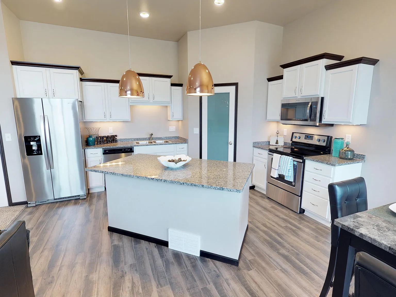 Diamond Creek Townhomes — Photo 2