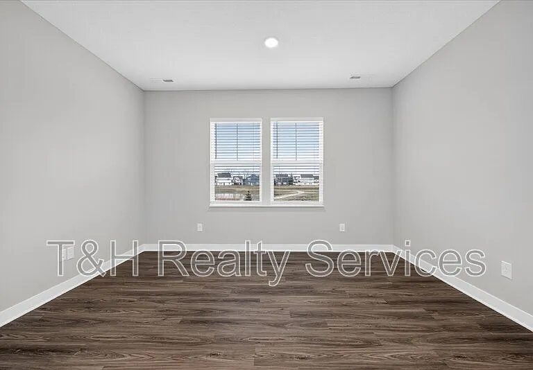 9586 Beckett St — Photo 14