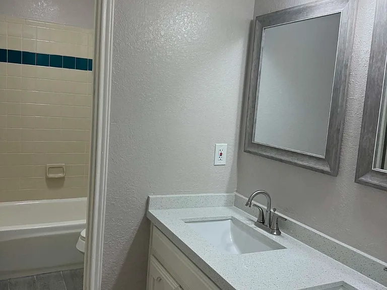 124 Maerose Ave — Photo 12