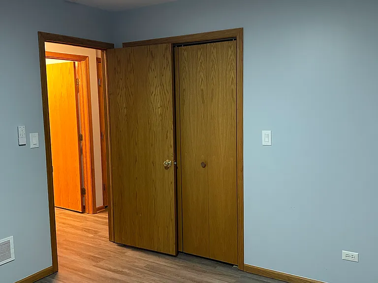 7318 Ogden Ave #2E — Photo 12