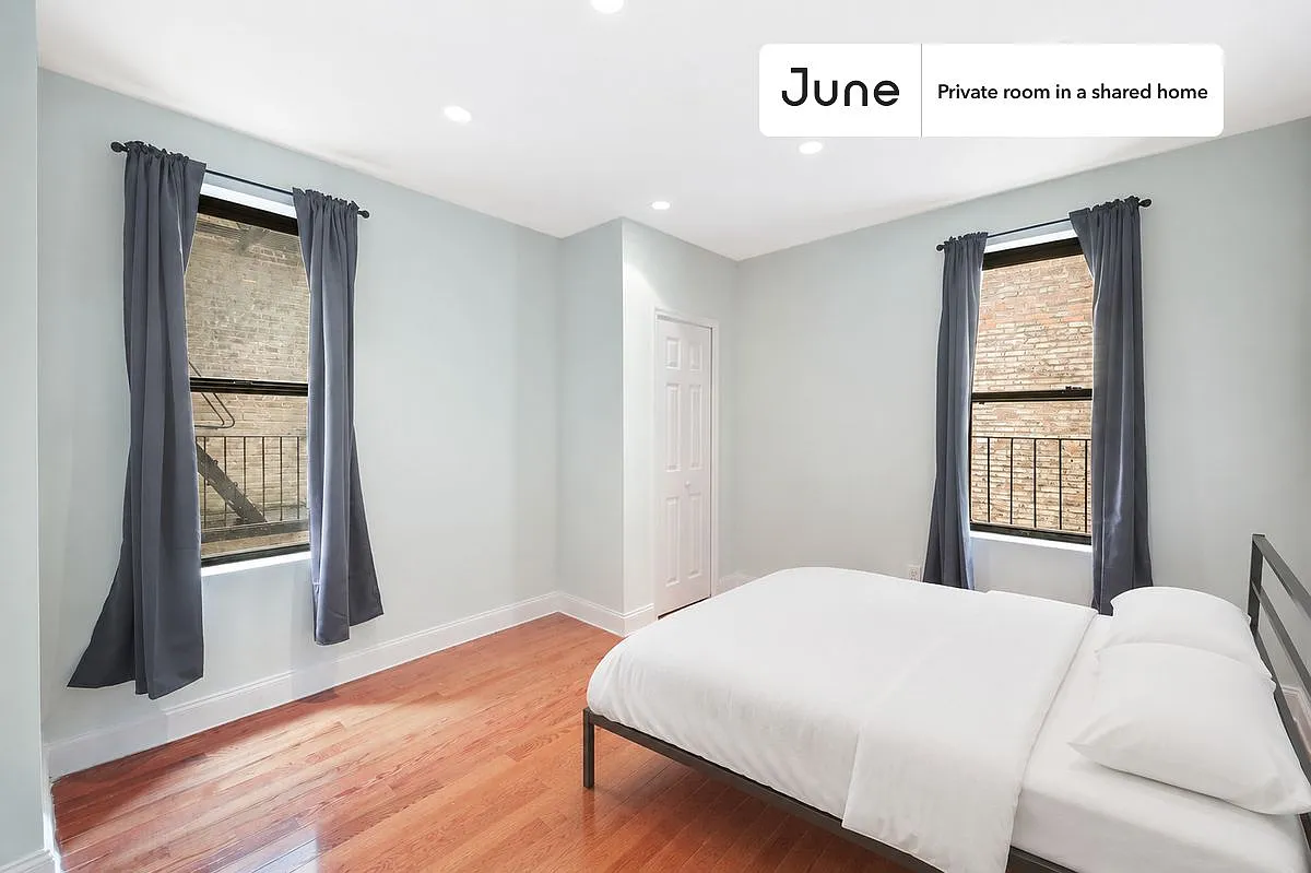 Queen bedroom in 2 bed/1 bath home in East Harlem #746 A — Photo 1