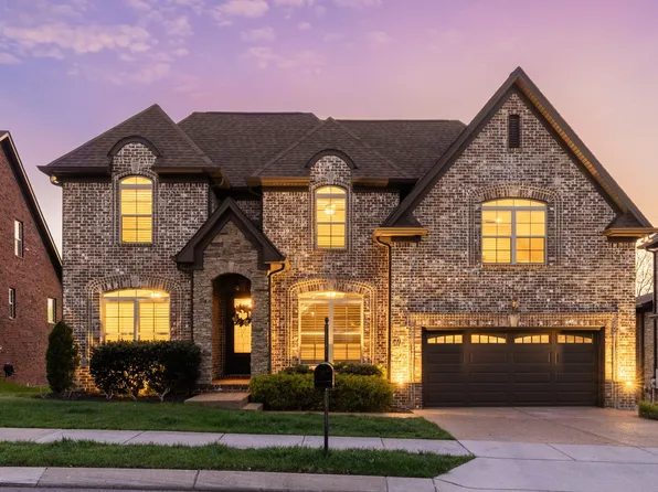 611 Southshore Point, Mount Juliet, TN 37122