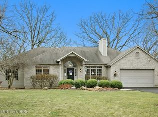 39W651 Lori Ln, Elgin, IL 60124