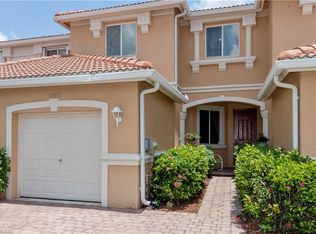 10045 Chiana Cir, Fort Myers, FL 33905