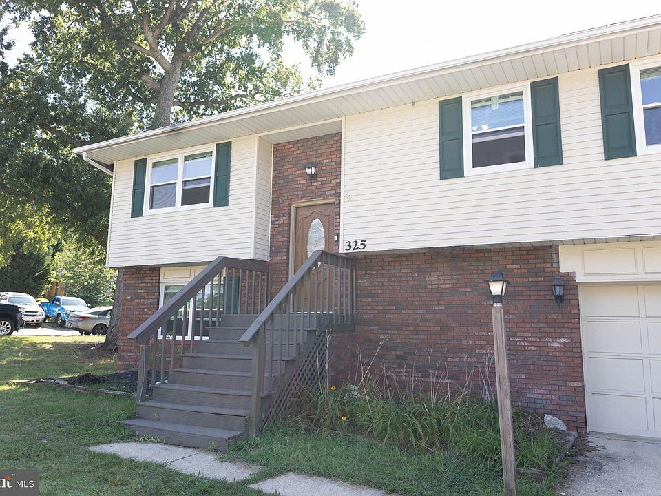 1st image of 325 Londontown Rd
