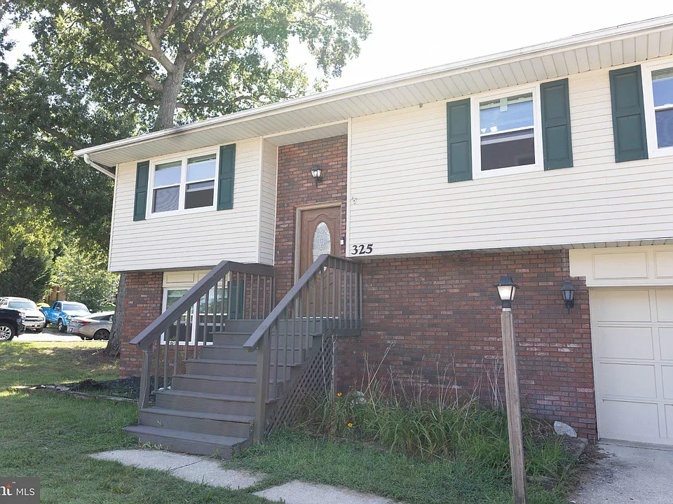325 Londontown Rd