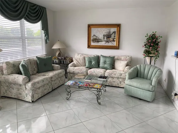 3006 Berkshire A #3006, Deerfield Beach, FL 33442