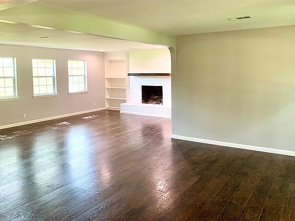 5th image of 12355 Honeywood Trl