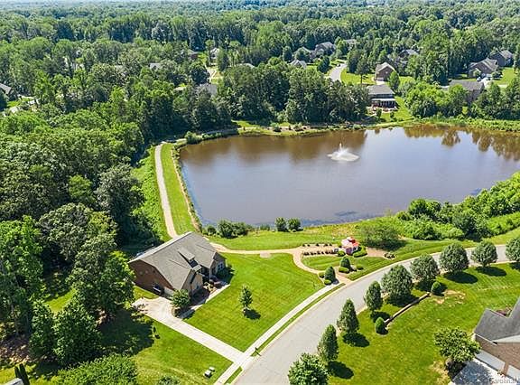 3rd image of 9335 Stonebridge Way