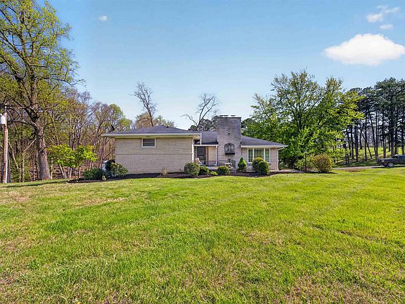 2nd image of 102 Heltonville Rd