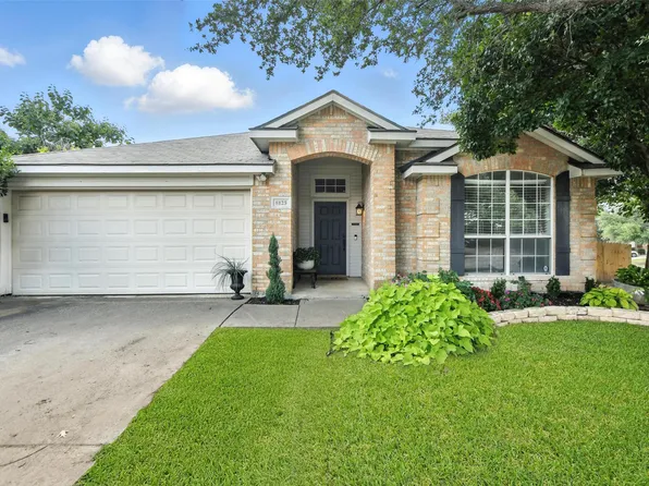 8125 Chamizal Dr, Fort Worth, TX 76137