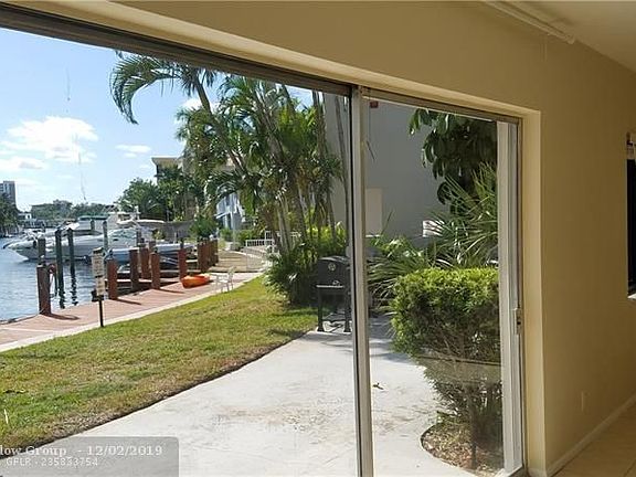 4th image of 2718 NE 14th St APT 3