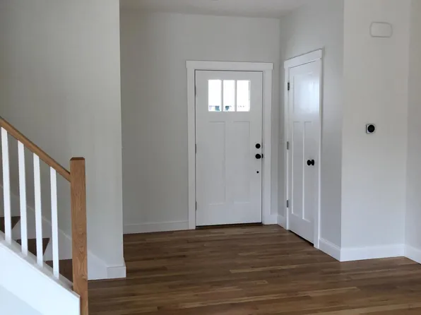 47 Arnies Aly #1B-7, Westbrook, ME 04092