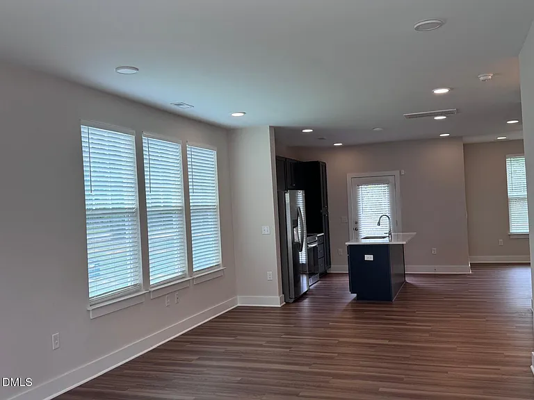 836 Pryor St — Photo 7