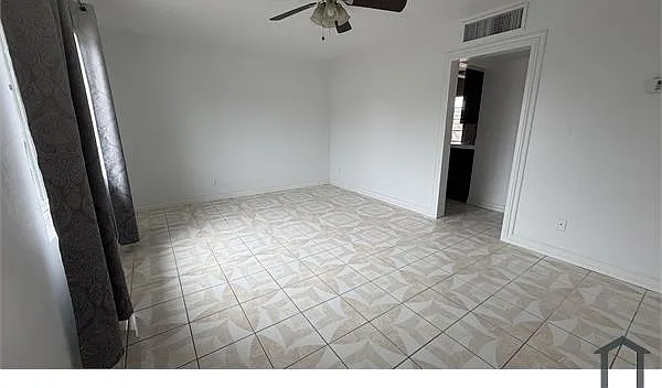 745 E Weldon Ave #4 — Photo 4