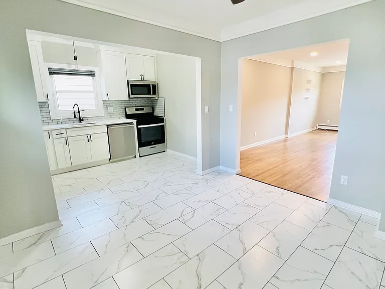 426 Miltonia St #2 — Photo 12