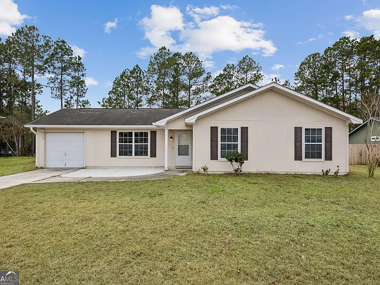 149 Aidan Ct — Photo 2