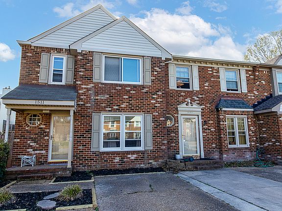 3rd image of 1511 Canterford Ct