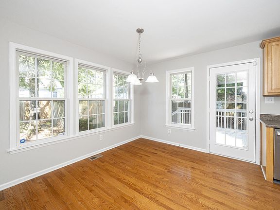5th image of 501 Corwood Dr