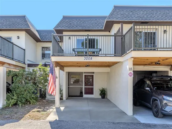 3208 Ramblewood Dr N, Sarasota, FL 34237