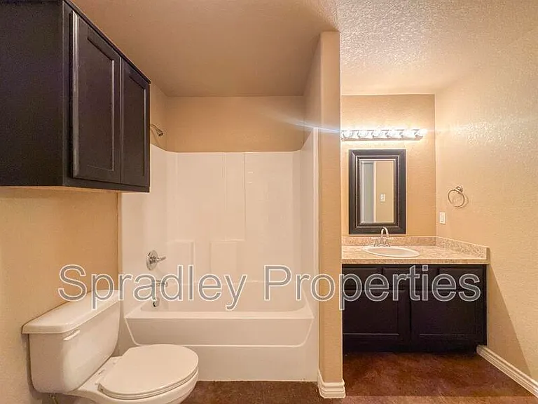 1562 Vani Ct — Photo 7