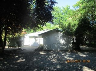 6974 Redberry Ln, Redding, CA 96002