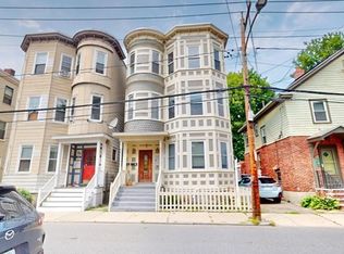 22 Boynton St #3R, Jamaica Plain, MA 02130