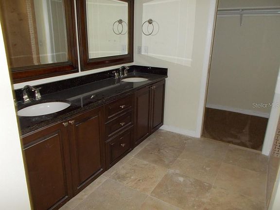 3rd image of 3114 W Hartnett Ave