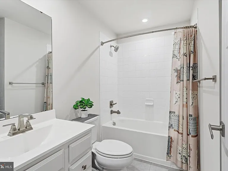 24595 Laurel Lake Ter — Photo 12