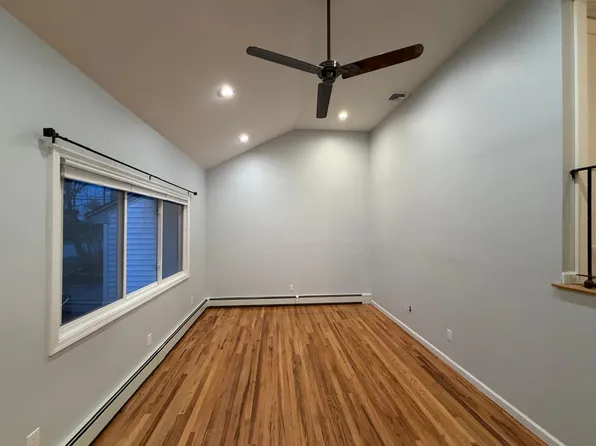 (undisclosed Address), Smithtown, NY 11787