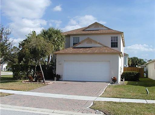 1st image of 6125 Azalea Cir