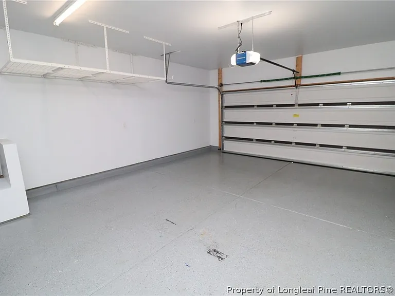 410 Boscawen Ln — Photo 17