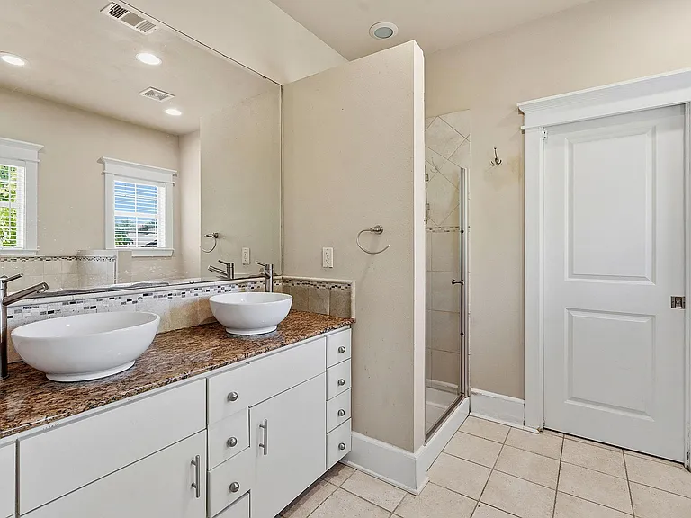 1305 Cometa St — Photo 12