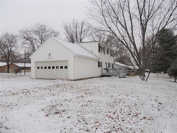 3rd image of 1928 Neal Dr