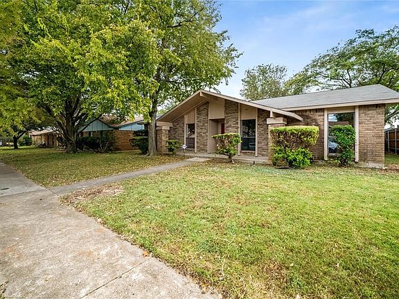 2nd image of 7314 Oakmore Dr