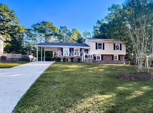 5786 Northspring Dr, Ellenwood, GA 30294