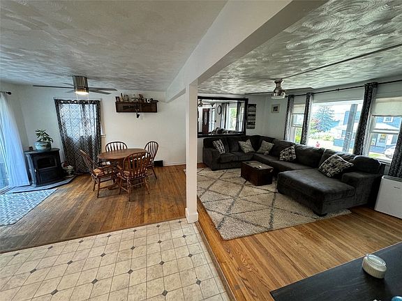 4th image of 4 Clarence St