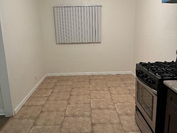 5th image of 2128 W Florence Ave