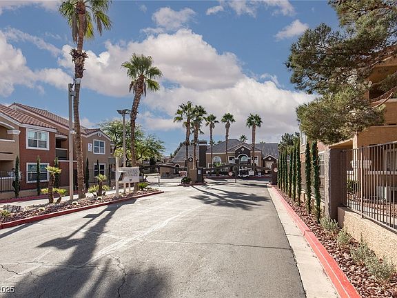 2nd image of 8101 W Flamingo Rd Unit 1044